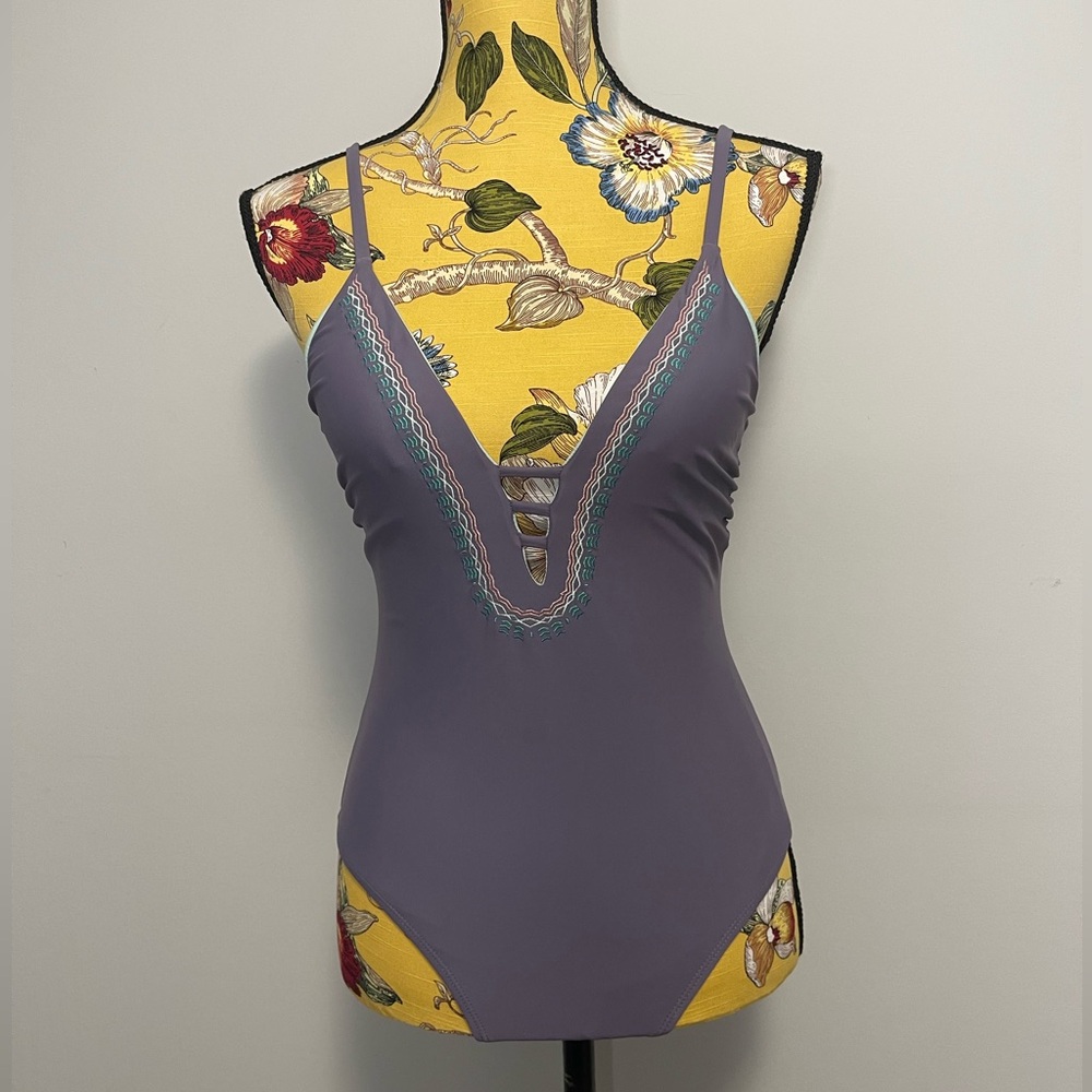 Clothes Mentor One Piece Lavender Swimsuit Size Small